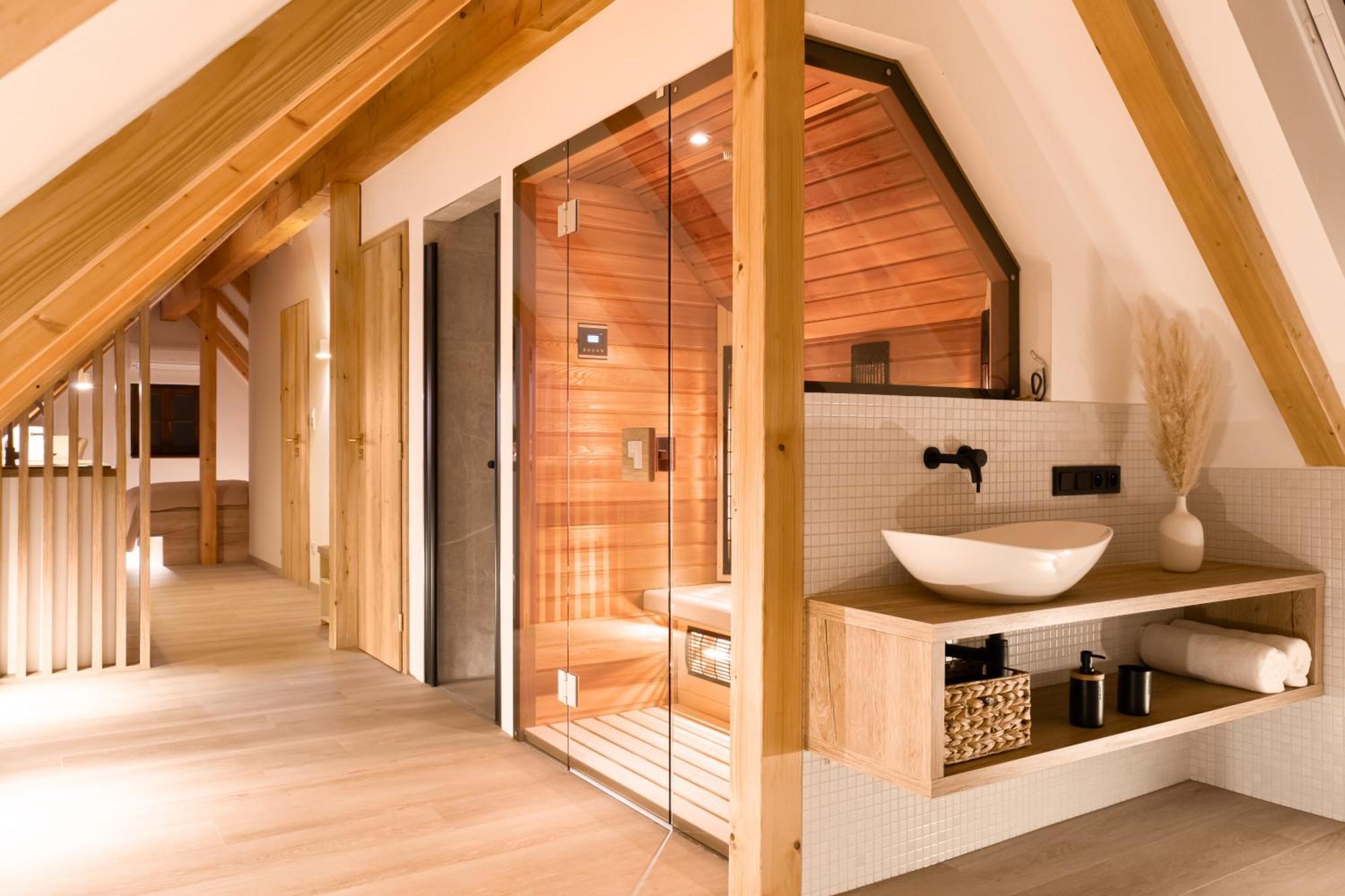 White Wolf Boutique Apartments 올로모우츠 외부 사진